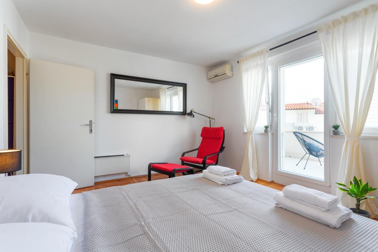 Central View Apartment Χβαρ Εξωτερικό φωτογραφία